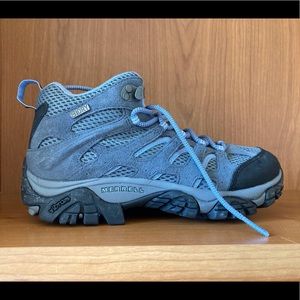 MERRELL WATERPROOF HIKING BOOTS